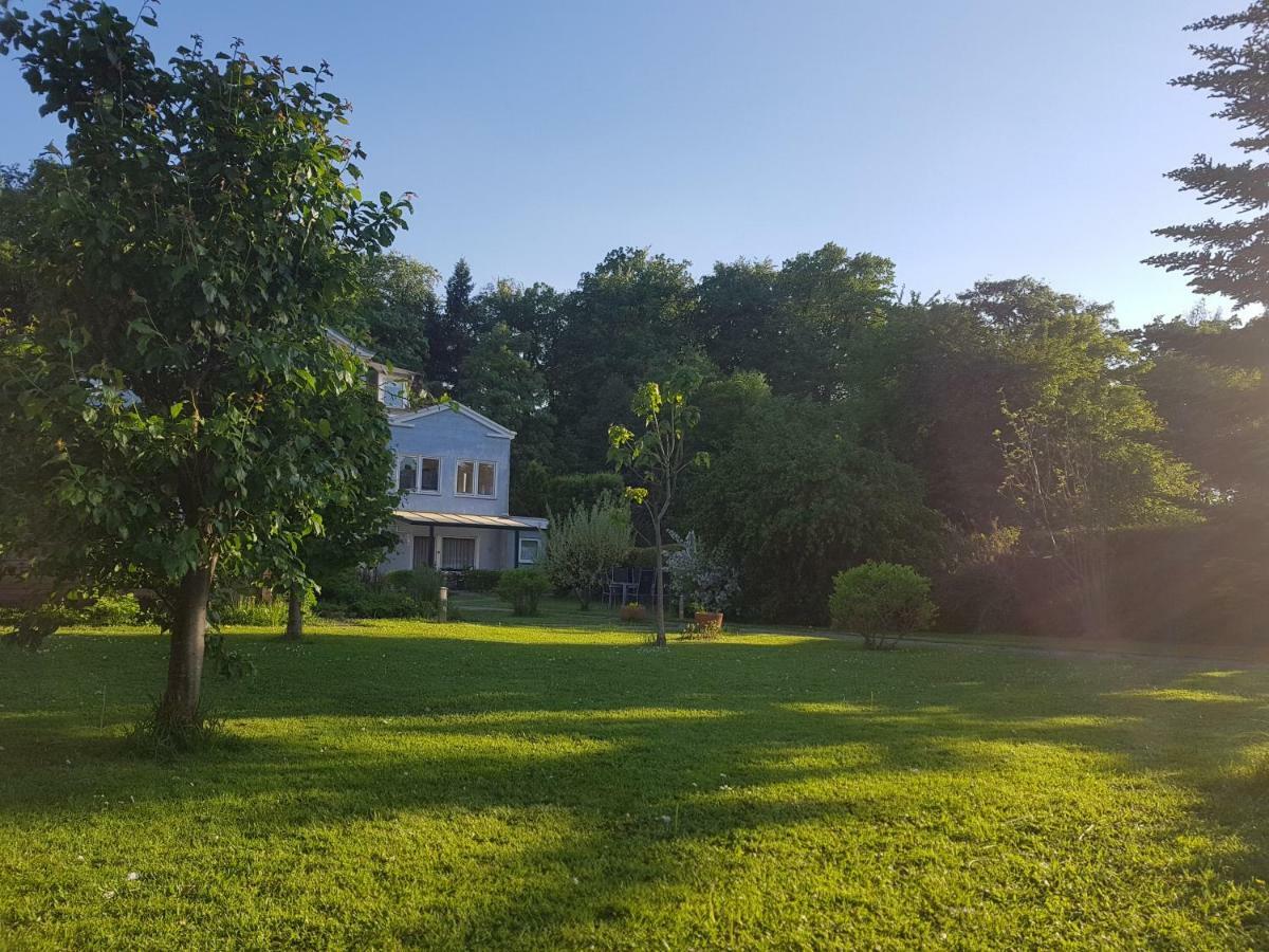 Pension Seeschloesschen Mölln Екстериор снимка